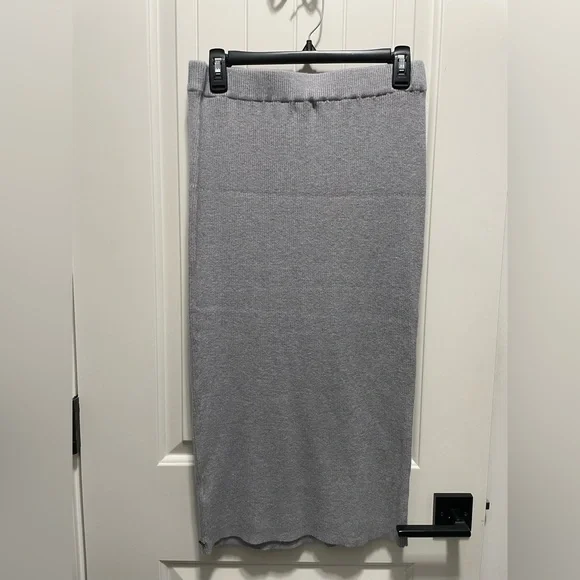 Roxy new with tags ribbed Solid Pencil Skirt size M grey - Picture 6 of 9
